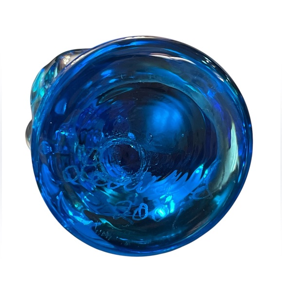 Signed 2001 Vintage Cobalt Glass Blue Bird of Happiness Baby Sparrow Song
Bird - Picture 5 of 9